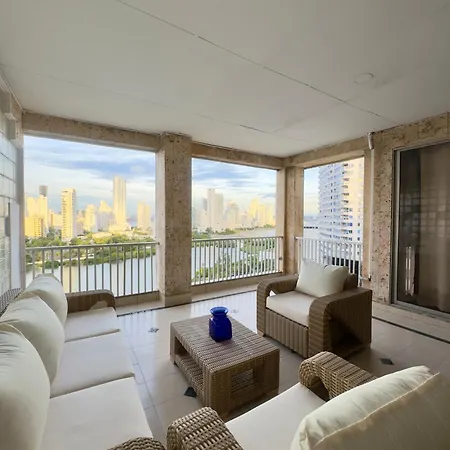 Guest Friendly Penthouse *