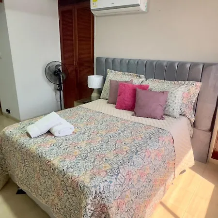 Guest Friendly Penthouse Apartamento *